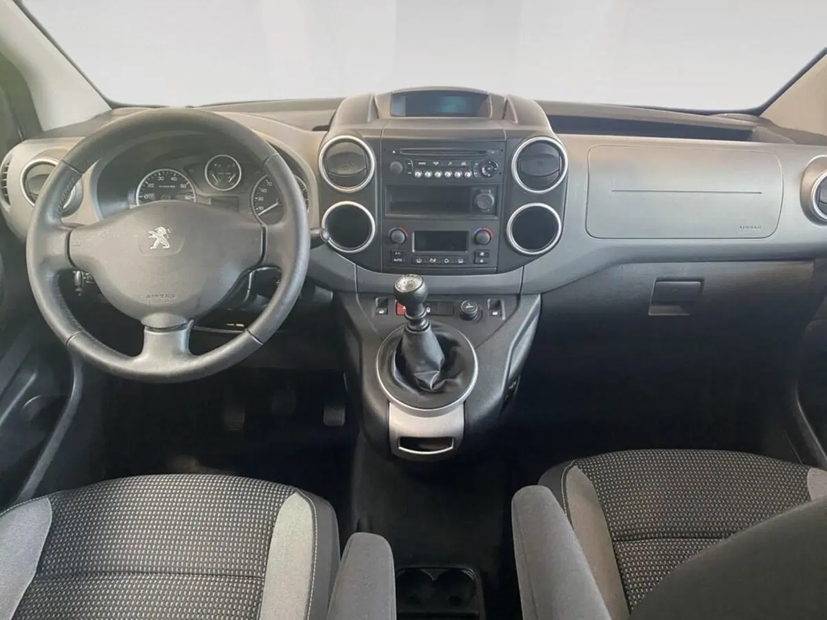 Peugeot Partner usata a Torino (5)