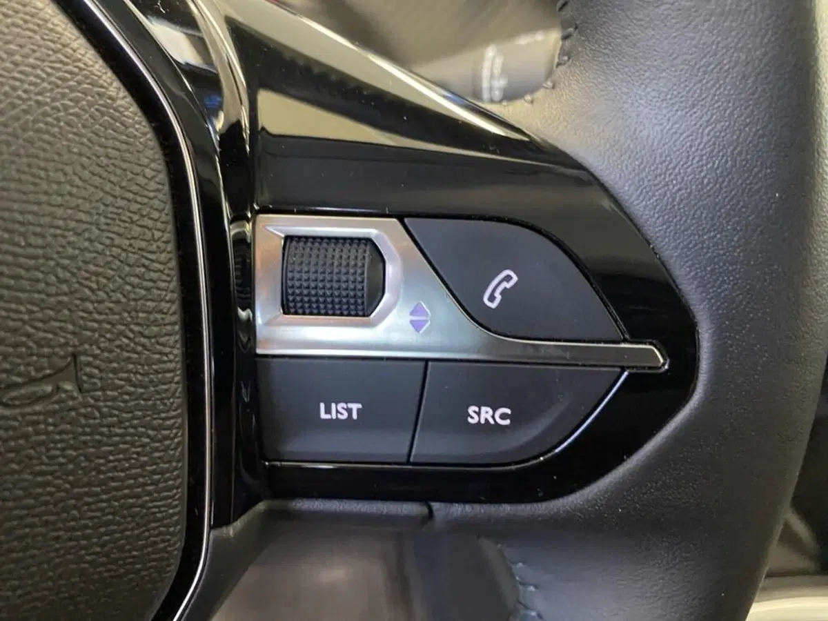 Peugeot 208 usata a Torino (13)