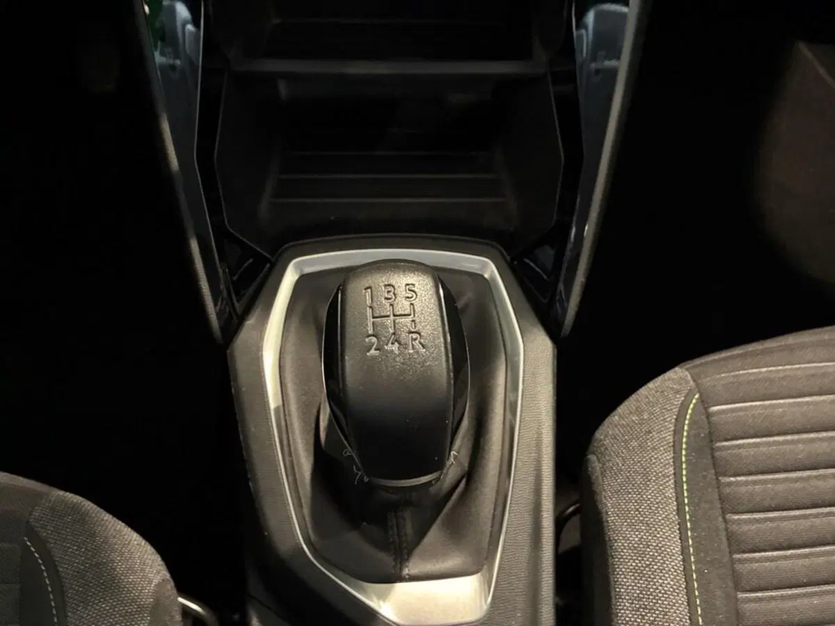 Peugeot 208 usata a Torino (12)