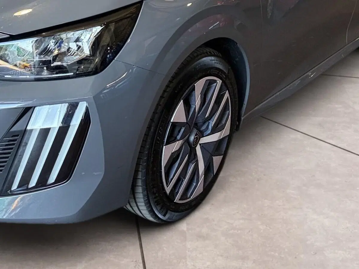 Peugeot 208 usata a Torino (15)