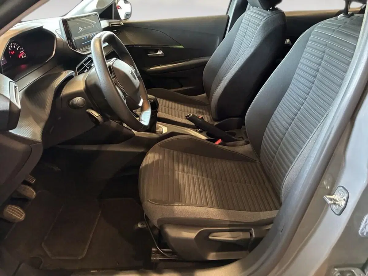 Peugeot 208 usata a Torino (7)