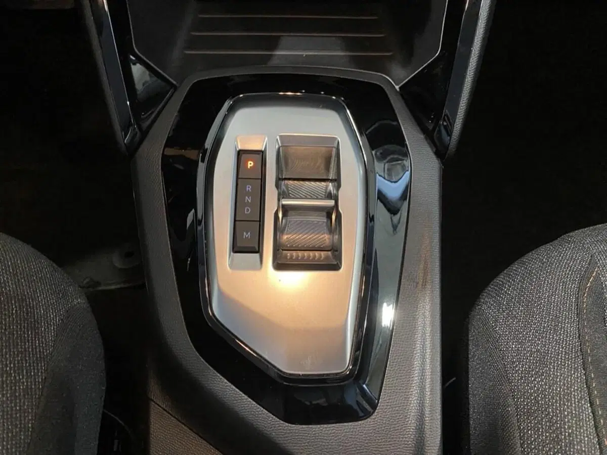 Peugeot 208 usata a Torino (12)