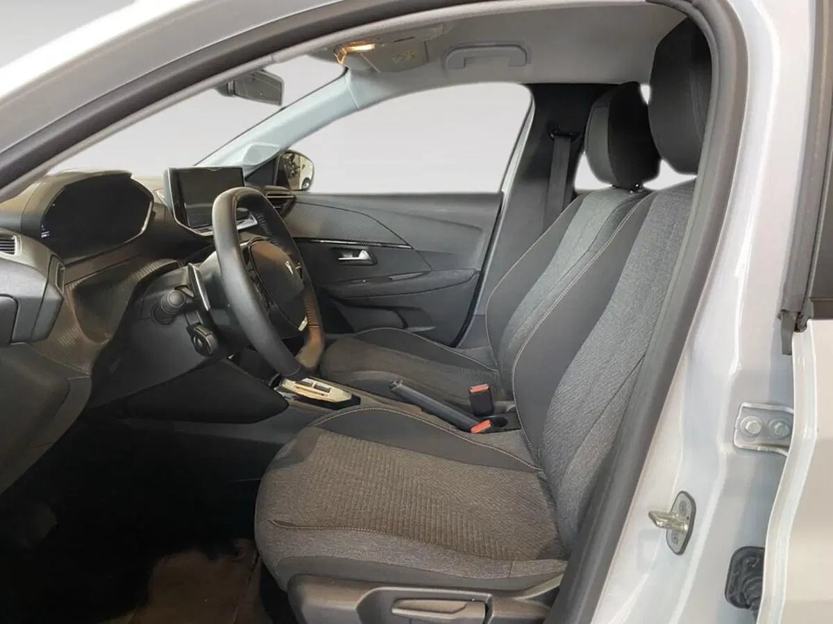 Peugeot 208 usata a Torino (7)