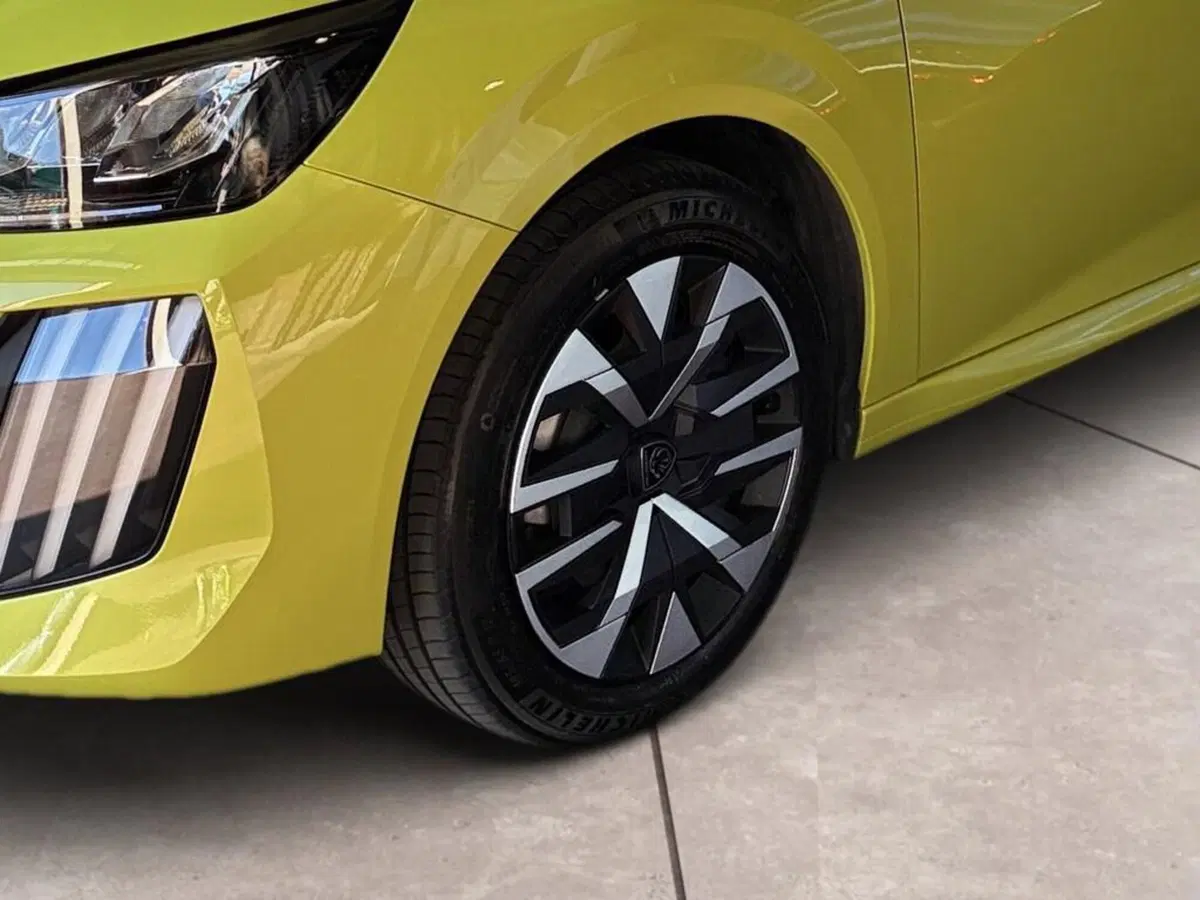 Peugeot 208 usata a Torino (15)