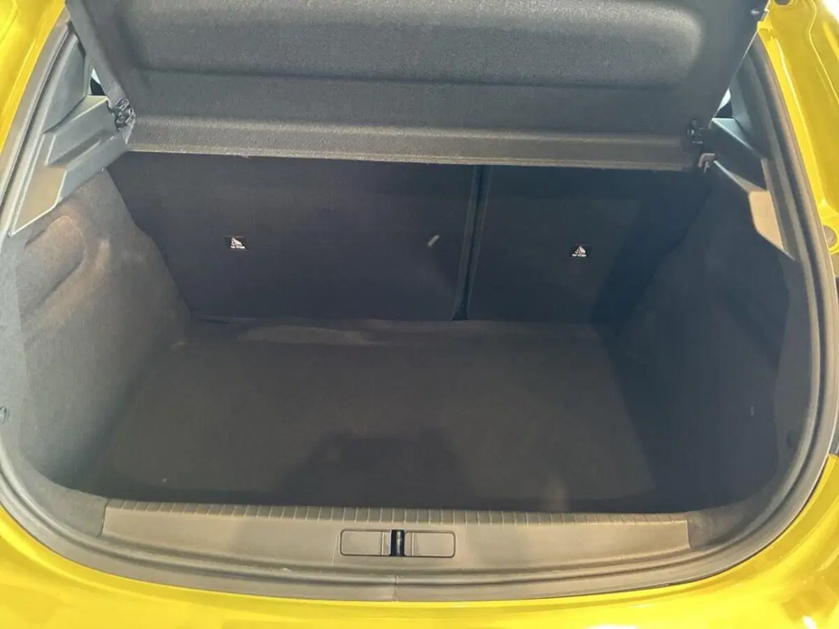 Peugeot 208 usata a Torino (9)