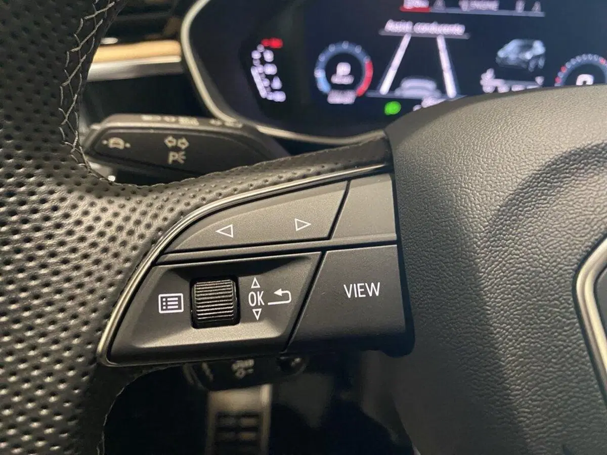 Audi Q3 Sportback nuova a Torino (13)