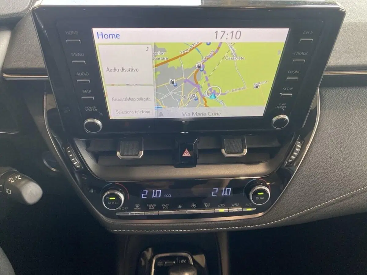 Toyota Corolla Touring Sports usata a Torino (10)