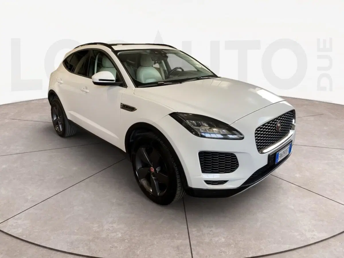 Jaguar E-Pace usata a Torino (3)