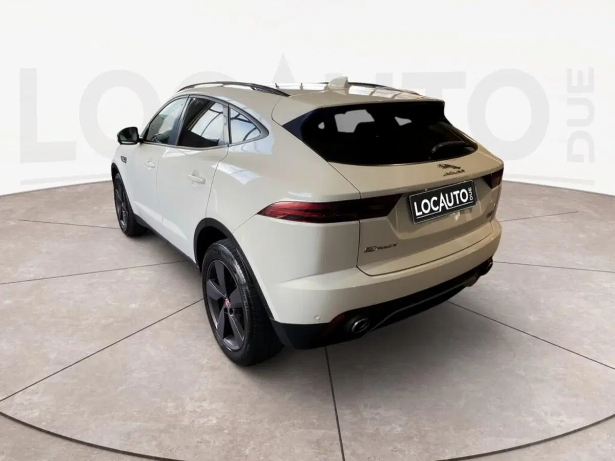 Jaguar E-Pace usata a Torino (5)
