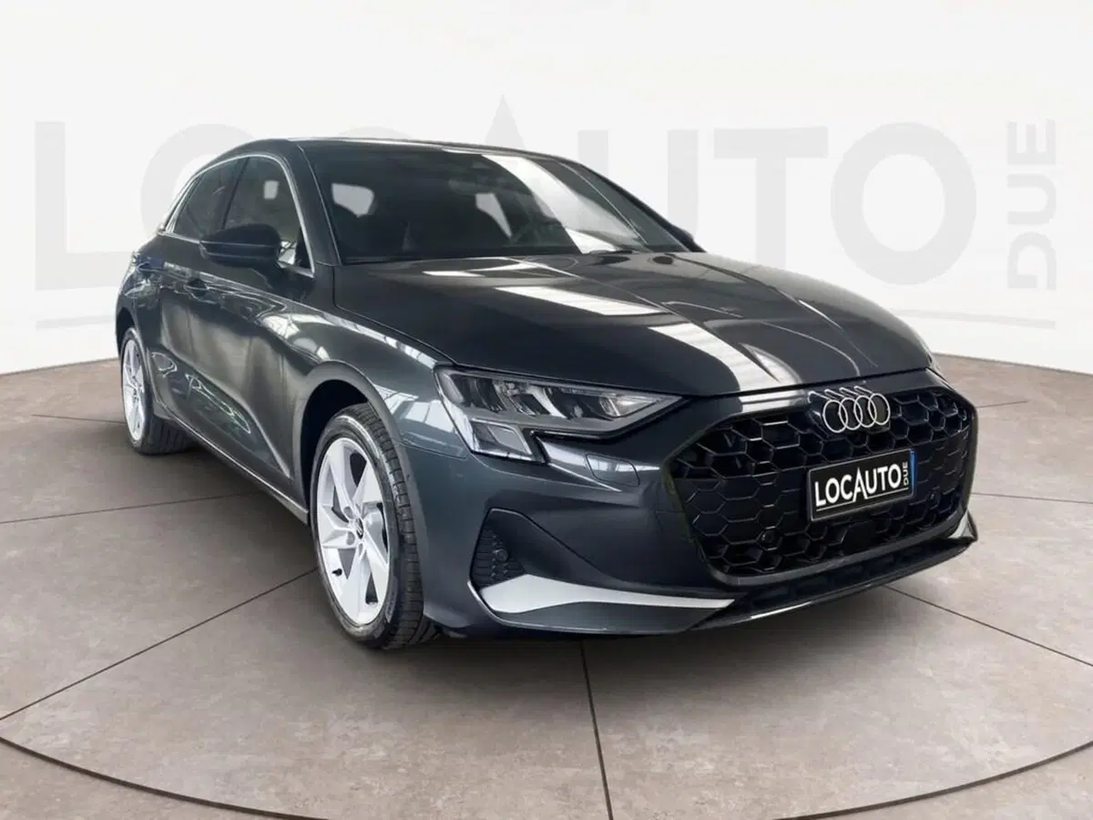 Audi A3 Sportback nuova a Torino (3)