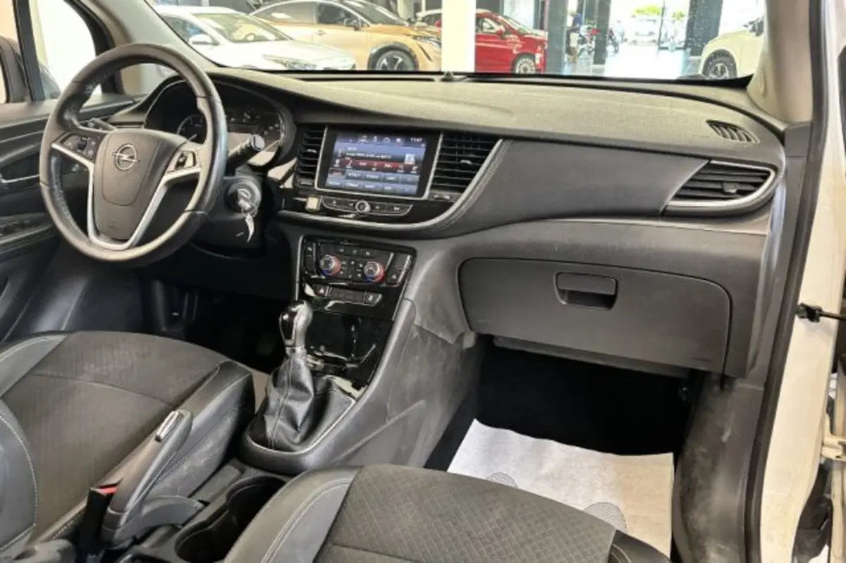 Opel Mokka usata a Latina (9)