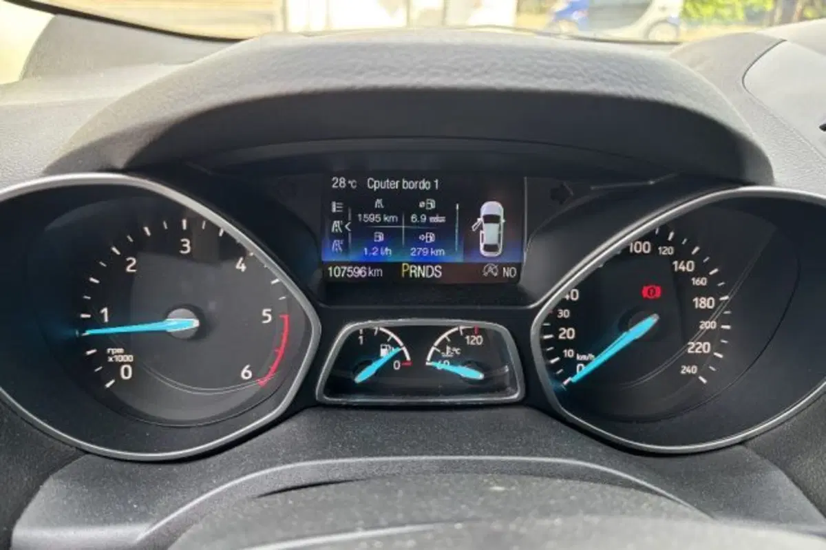 Ford Kuga usata a Latina (13)
