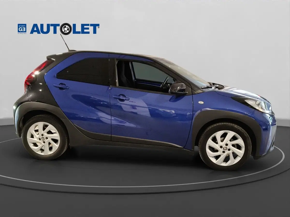 Toyota Aygo X usata a Genova (4)