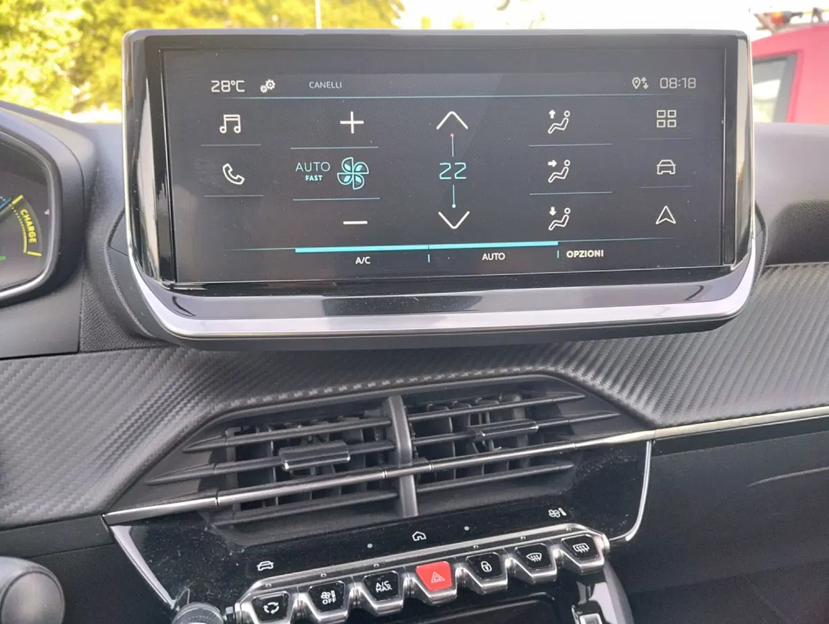 Peugeot 208 usata a Asti (13)