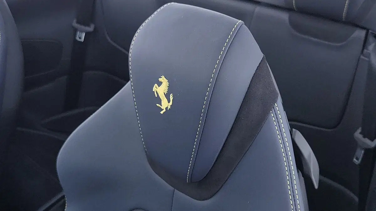Ferrari Roma Spider usata a Perugia (13)