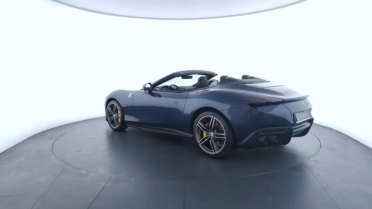 Ferrari Roma Spider usata a Perugia (7)