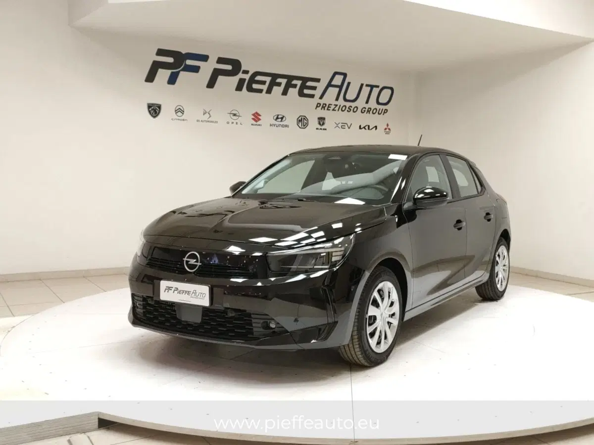 Opel Corsa nuova a Teramo