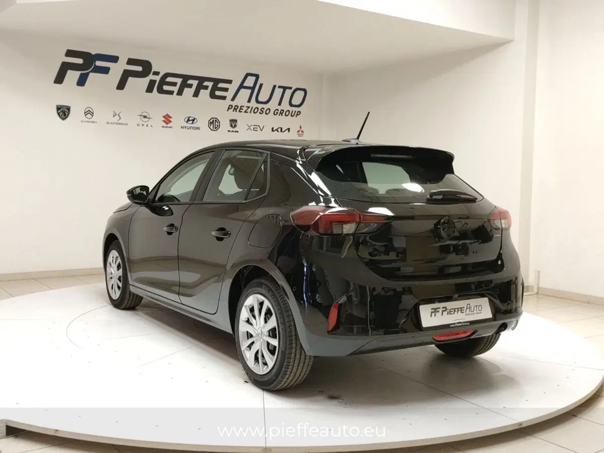 Opel Corsa nuova a Teramo (3)
