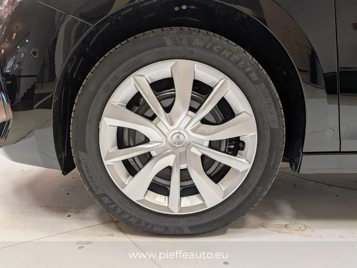 Opel Corsa nuova a Teramo (7)
