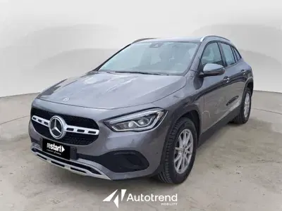 Mercedes-Benz GLA SUV 200 d Business Extra auto del 2022 usata a Bari