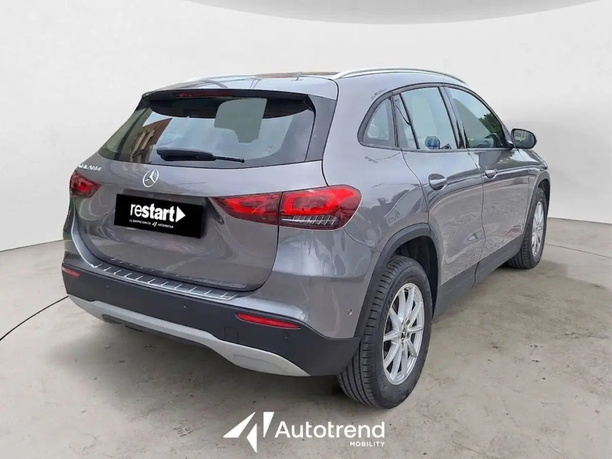 Mercedes-Benz GLA SUV usata a Bari (2)