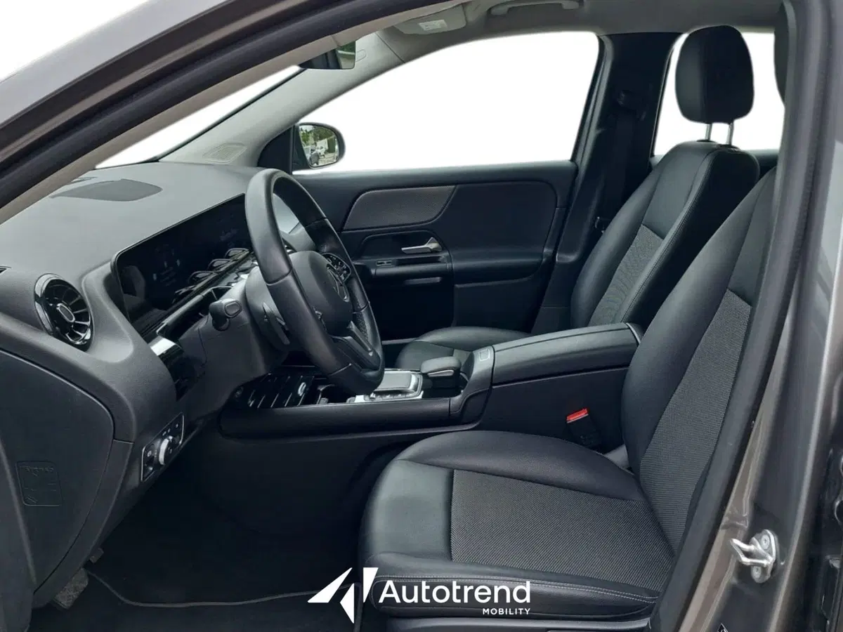 Mercedes-Benz GLA SUV usata a Bari (6)