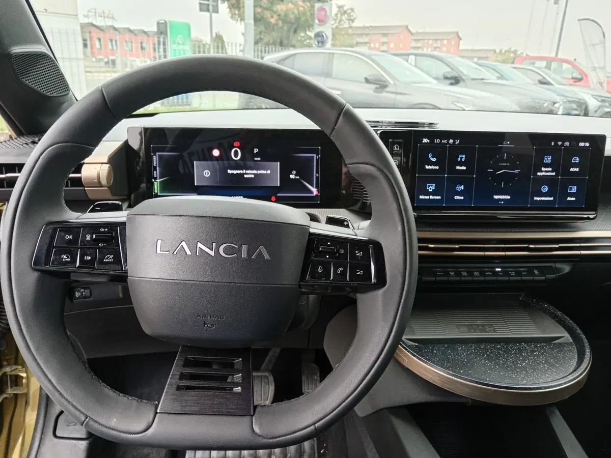 Lancia Ypsilon usata a Alessandria (14)