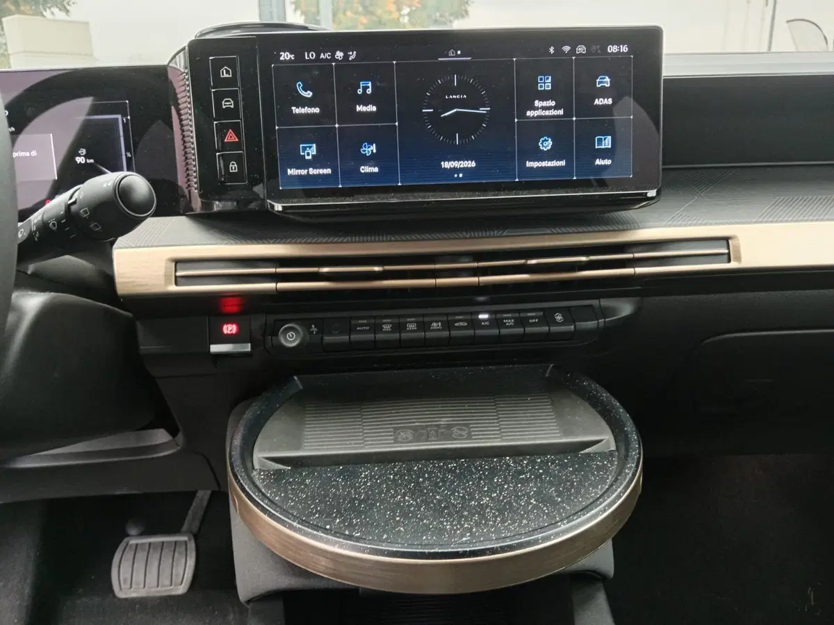 Lancia Ypsilon usata a Alessandria (16)