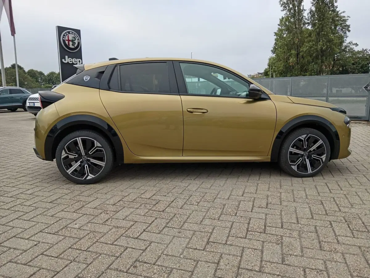 Lancia Ypsilon usata a Alessandria (4)