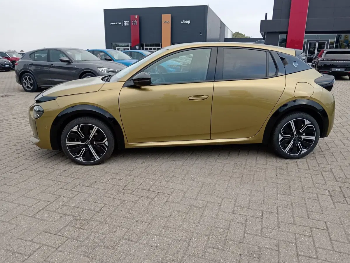 Lancia Ypsilon usata a Alessandria (8)