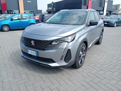 Peugeot 3008 BlueHDi 130 S&S EAT8 Allure Pack del 2021 usata a Alessandria