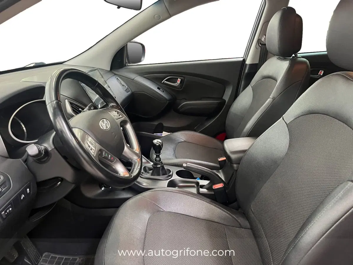 Hyundai ix35 usata a Modena (9)