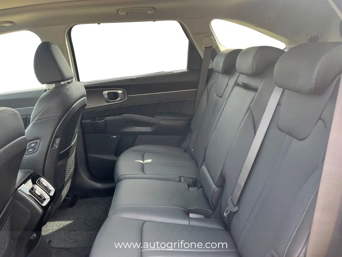 Kia Sorento nuova a Modena (13)