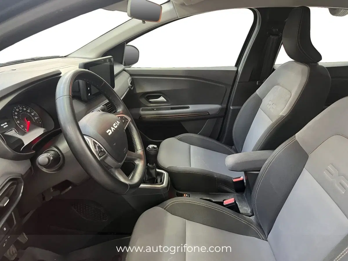 Dacia Sandero Stepway usata a Modena (9)