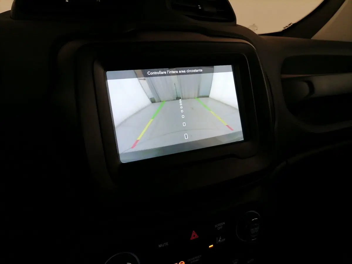Jeep Renegade usata a Roma (16)