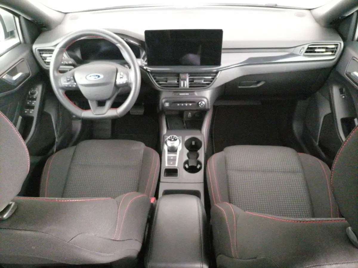 Ford Focus Station Wagon usata a Roma (10)