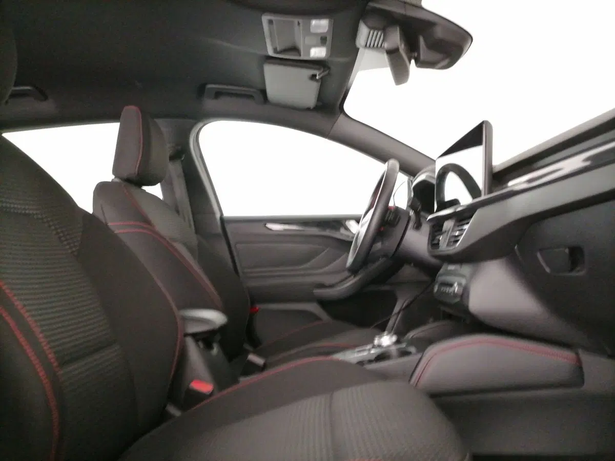 Ford Focus Station Wagon usata a Roma (6)