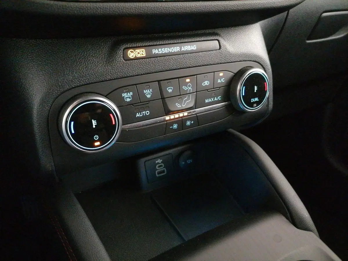 Ford Kuga usata a Roma (15)