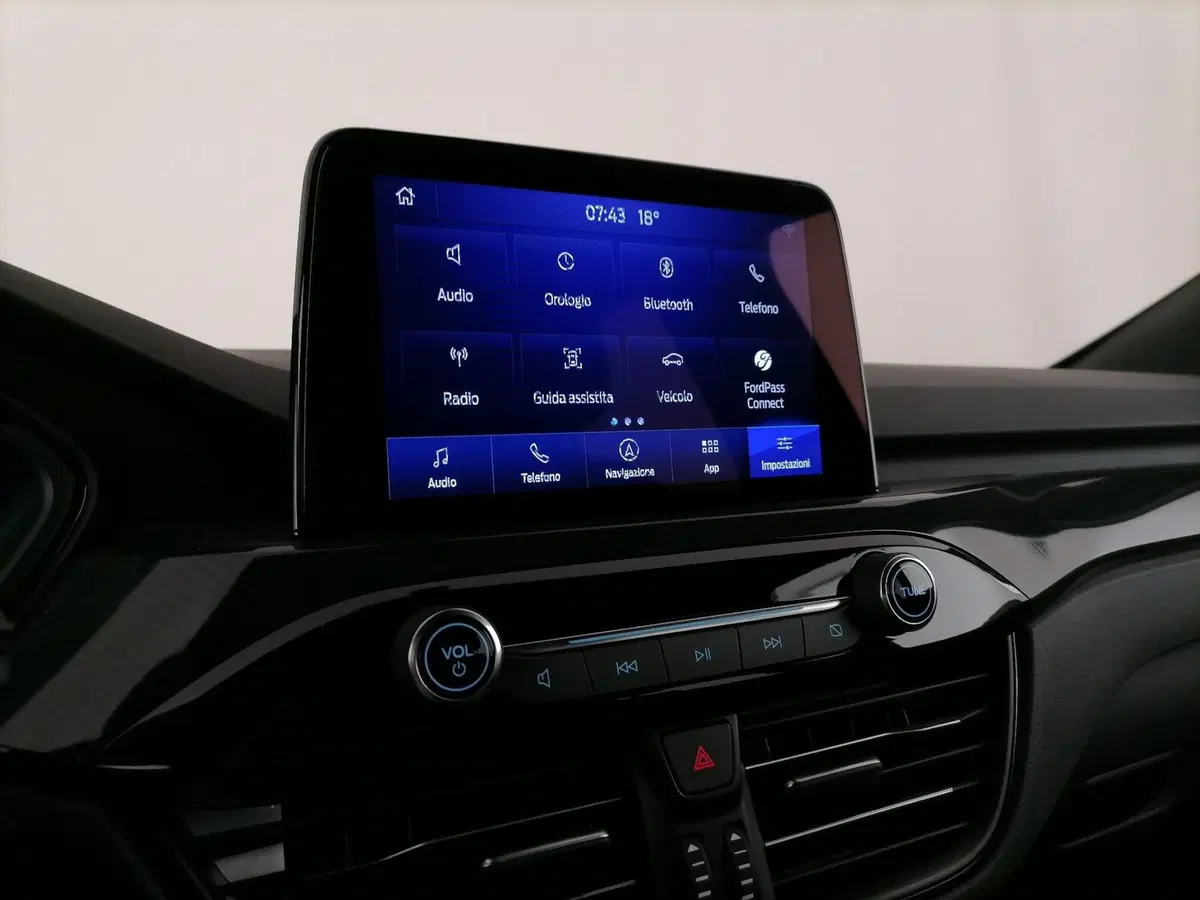Ford Kuga usata a Roma (19)