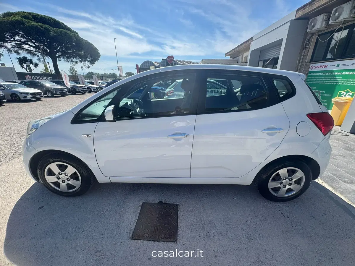 Kia Venga usata a Salerno (7)