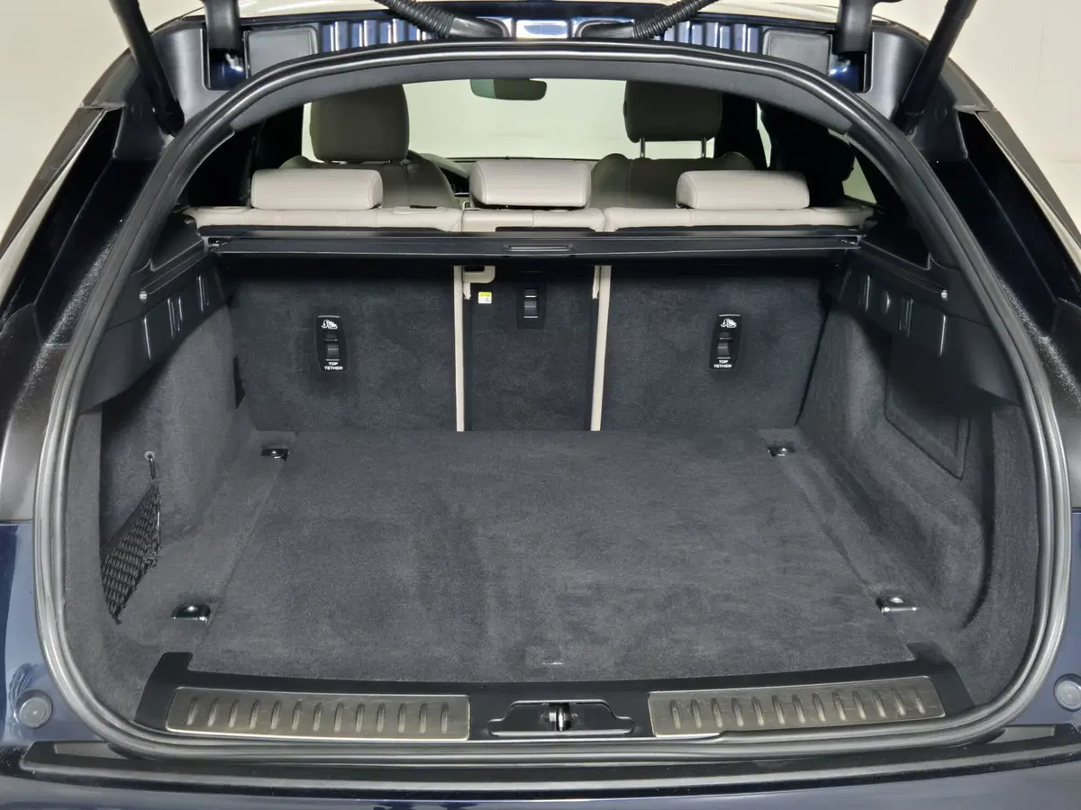 Land Rover Range Rover Velar usata a Torino (13)