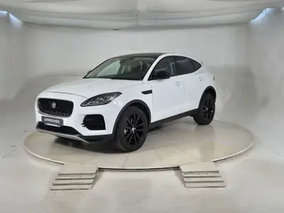 Jaguar E-Pace 2.0d i4 mhev R-Dynamic SE awd 163cv auto del 2022 usata a Settimo Torinese