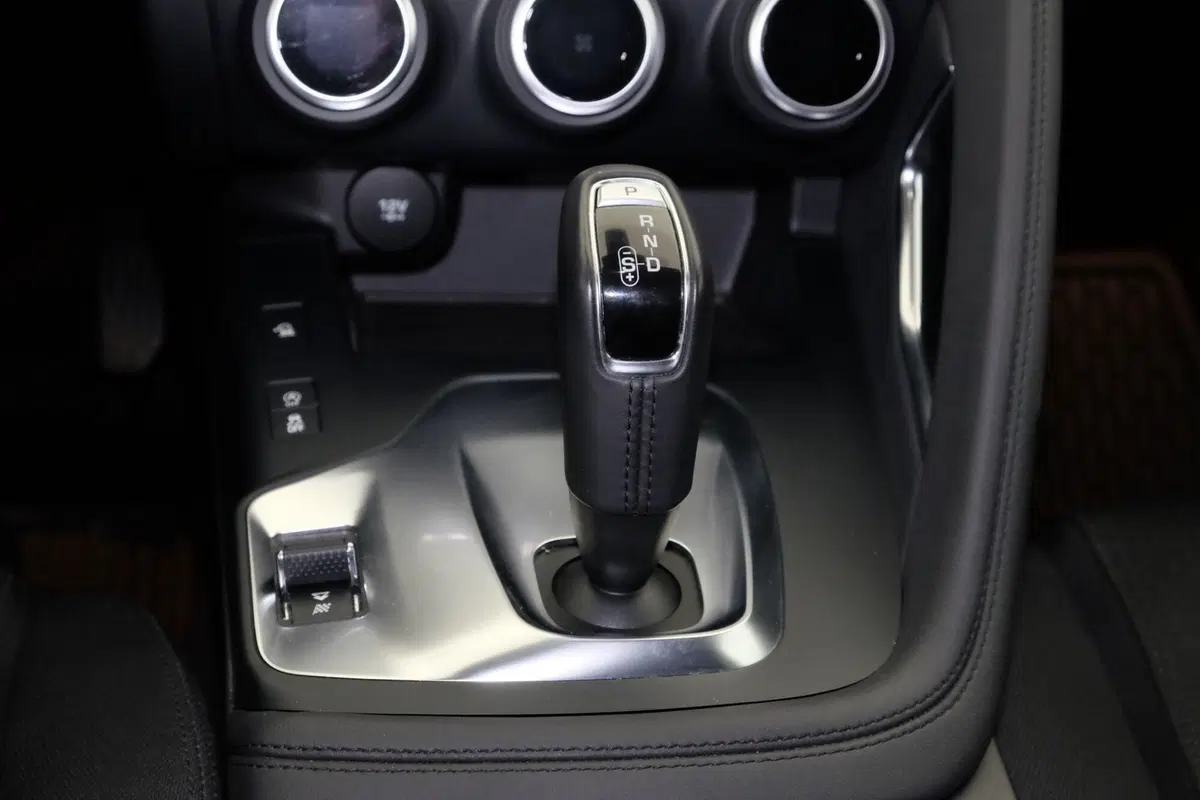 Jaguar E-Pace usata a Torino (10)