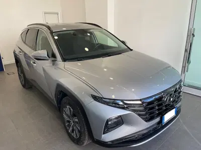 Hyundai Tucson 1.6 hev Xline 2wd auto del 2022 usata a Castellammare di Stabia