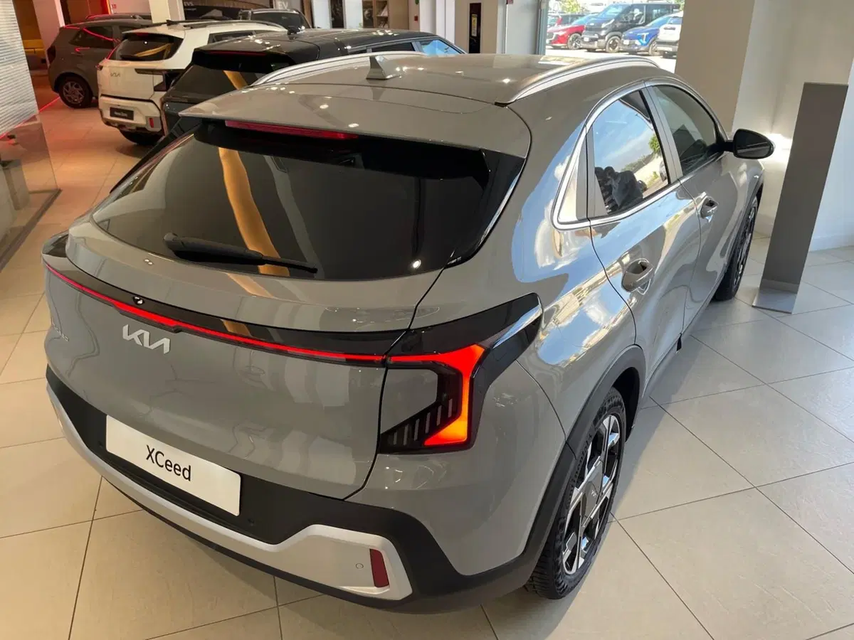 Kia XCeed nuova a Napoli (6)