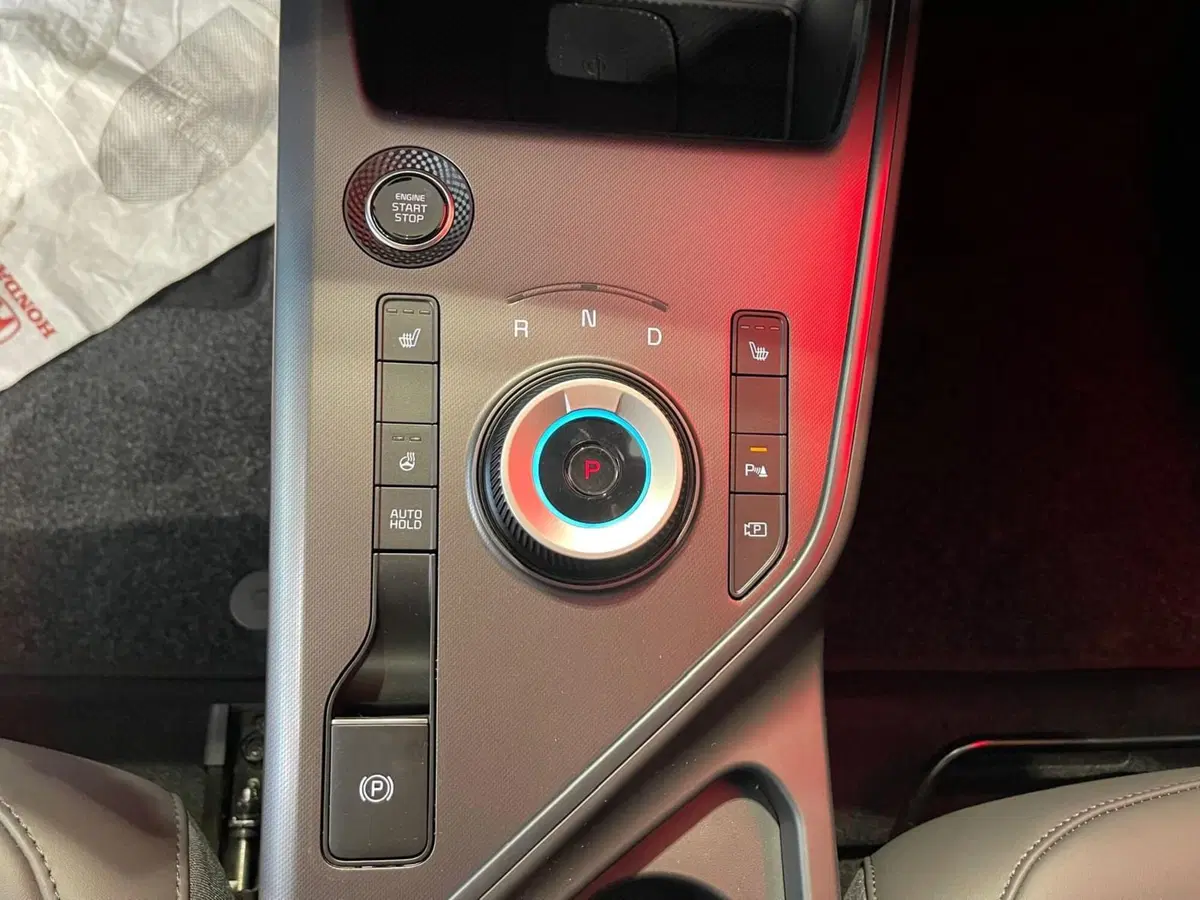 Kia Niro nuova a Napoli (19)
