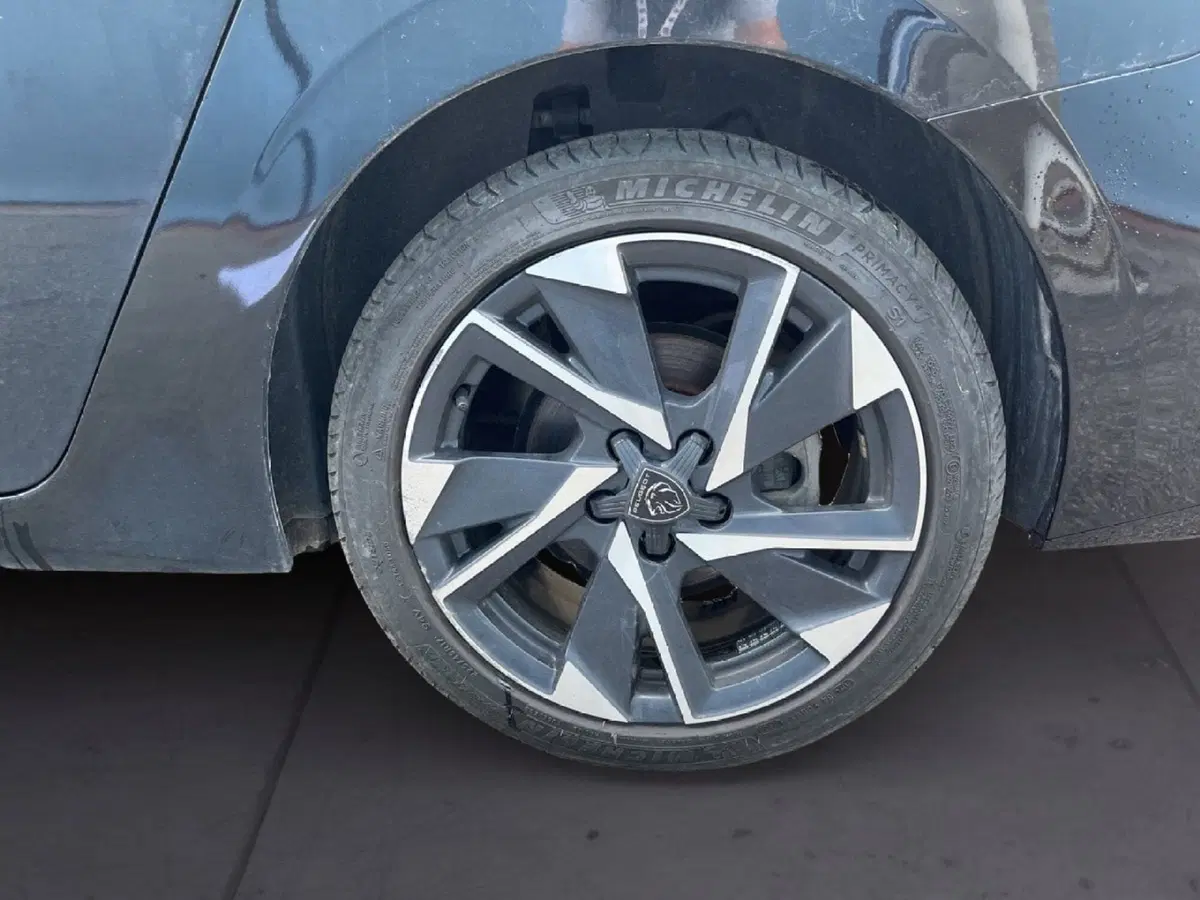 Peugeot 308 SW usata a Torino (8)