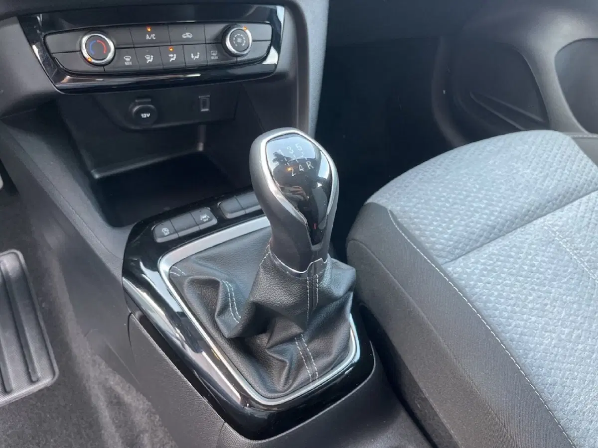 Opel Corsa usata a Torino (13)