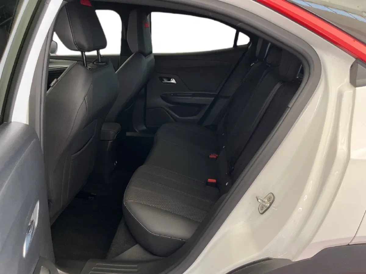 Opel Mokka usata a Torino (9)