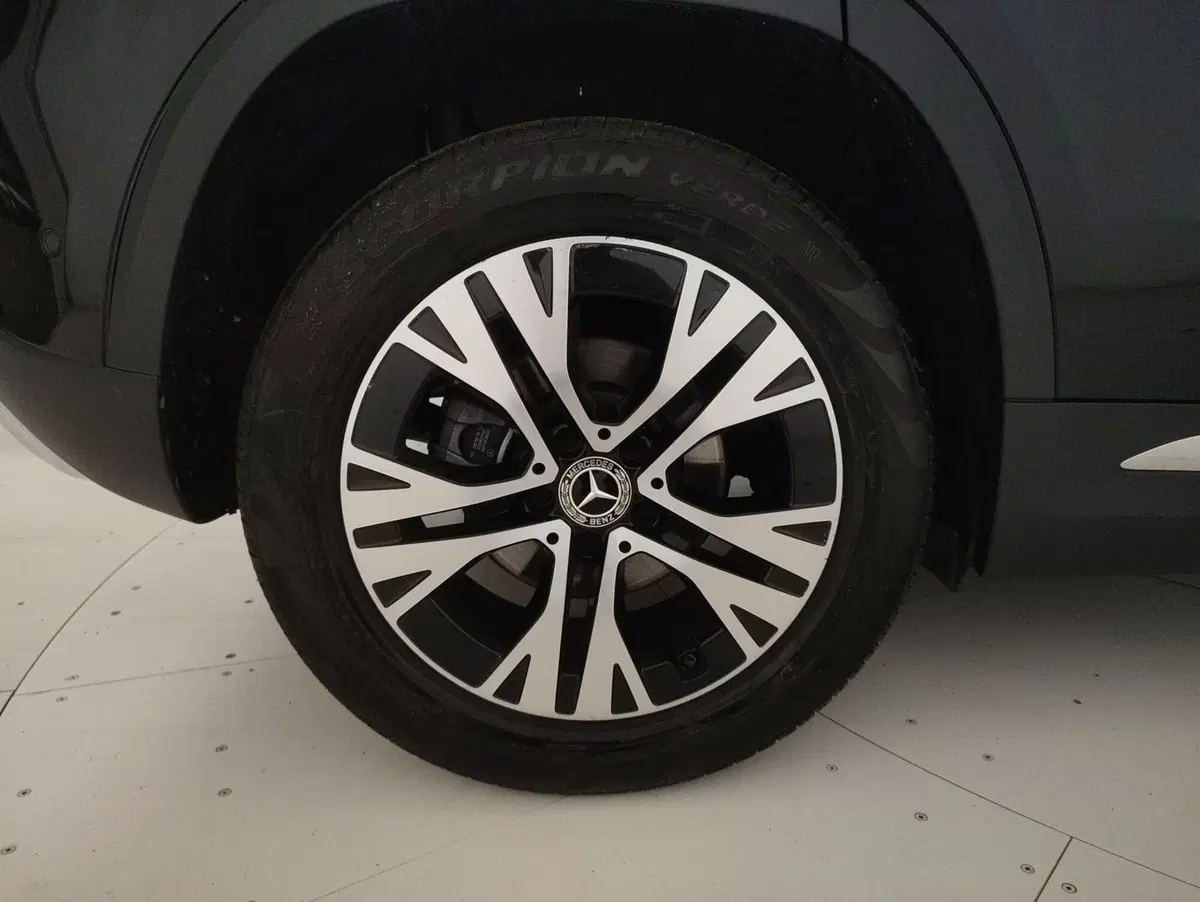 Mercedes-Benz GLA SUV usata a Alessandria (8)